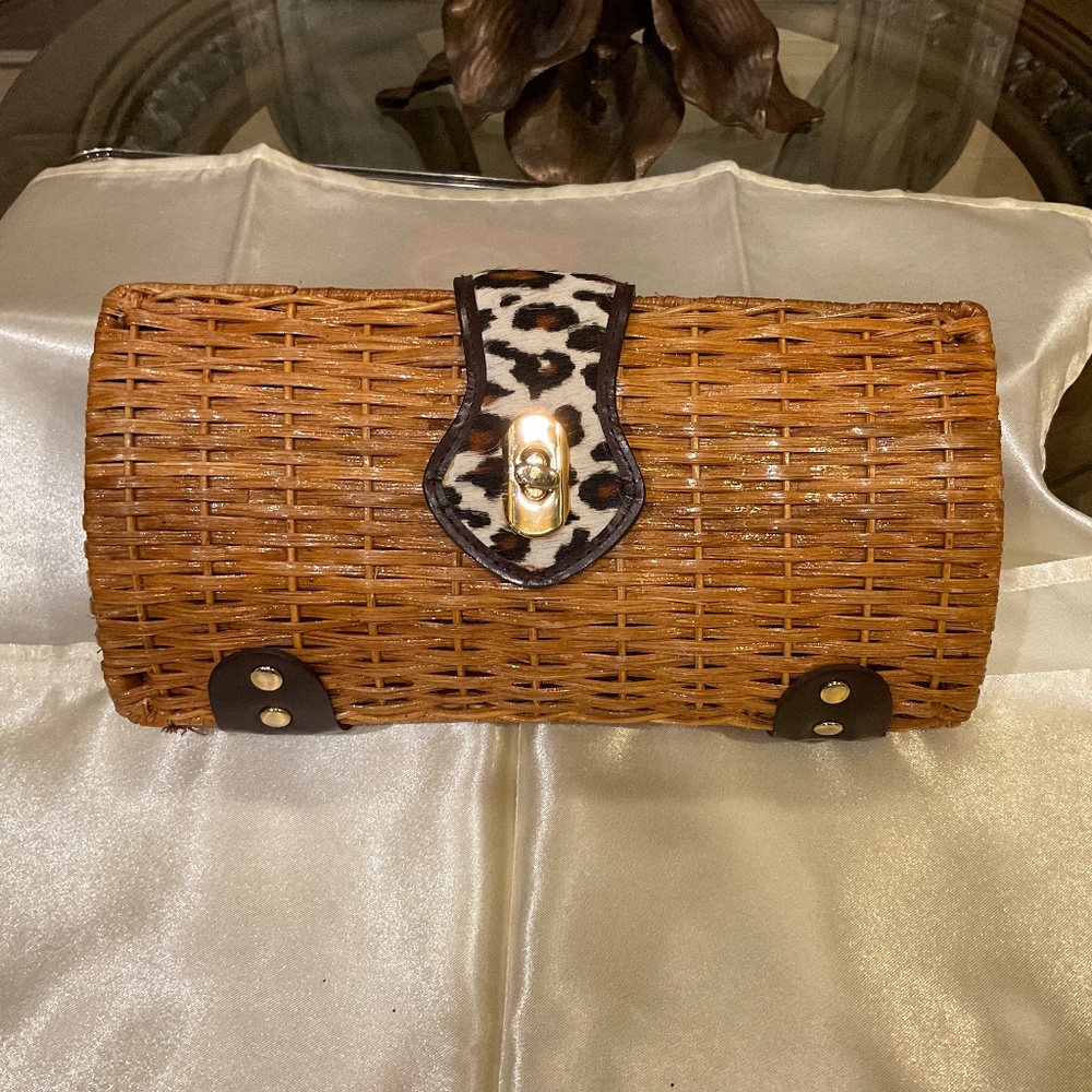 VINTAGE BAMBOO ADRIENNE VITTADINI CLUCH PURSE